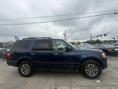 Used 2017 Ford Expedition XLT AWD/4WD image 7