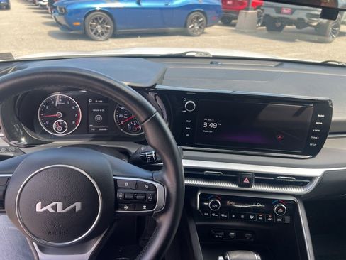 Used 2024 Kia K5 GT-Line w/ GT-Line Premium Package image 11