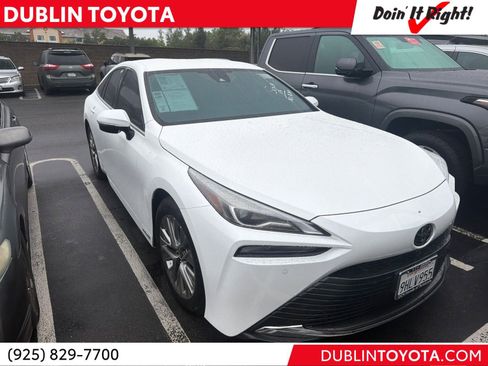 Used 2023 Toyota Mirai w/ Advanced Technology Package RWD image 1