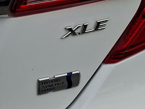 Used 2012 Toyota Camry XLE image 31