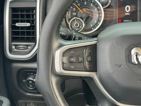 Used 2019 RAM 1500 Big Horn image 17