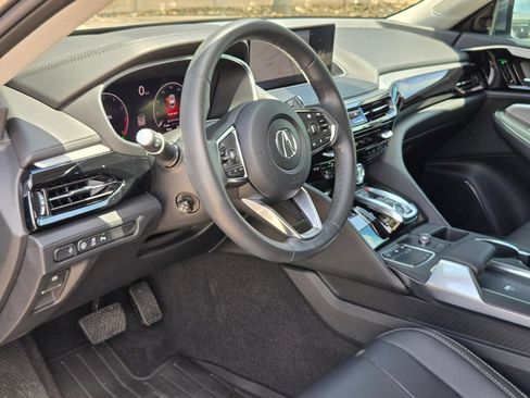 Used 2024 Acura MDX SH-AWD w/ Technology Package image 13