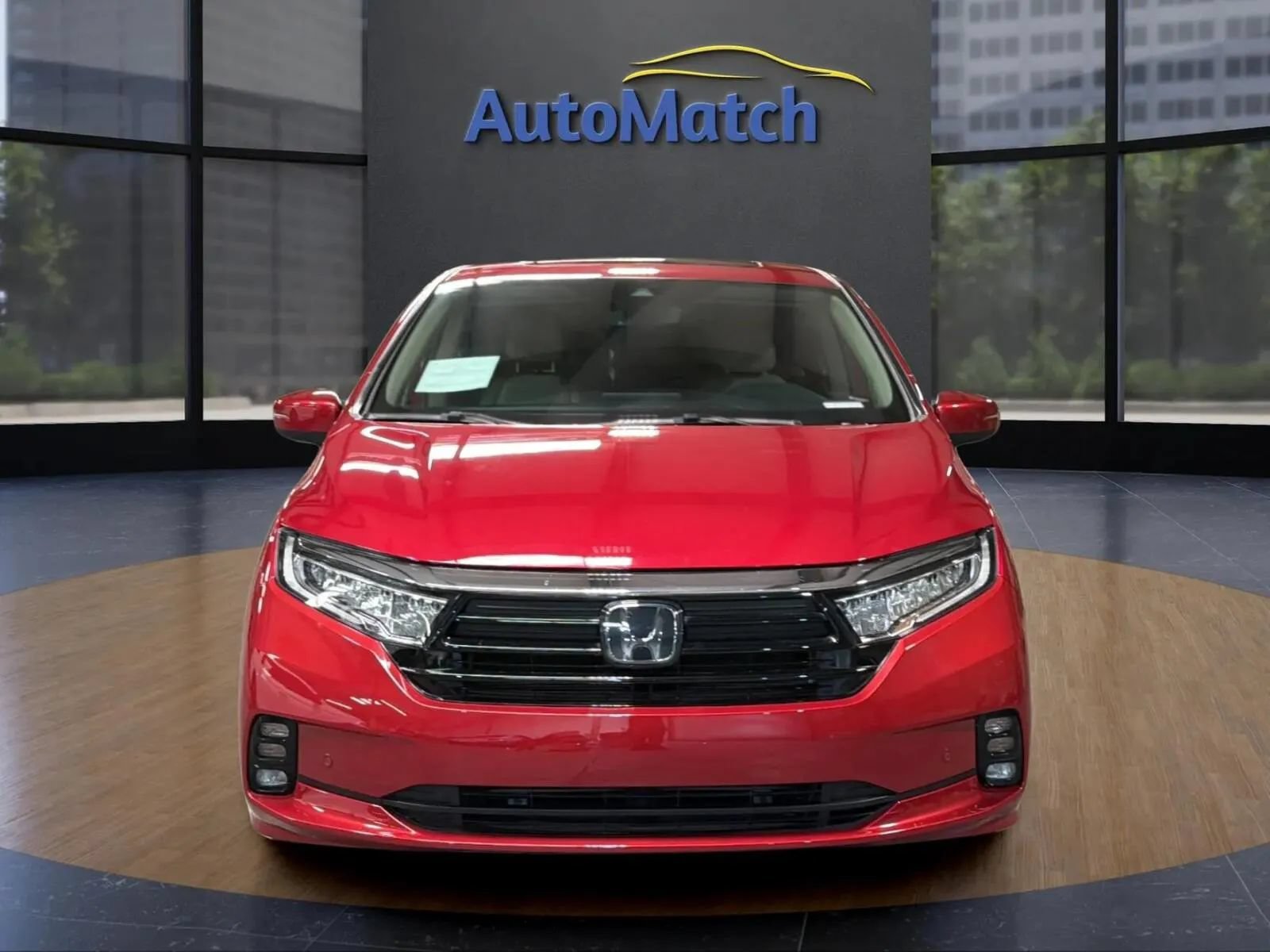 Used 2024 Honda Odyssey Touring image 2