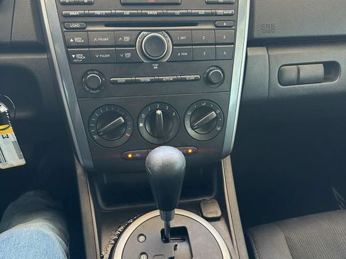 Used 2011 MAZDA CX-7 i SV FWD image 10