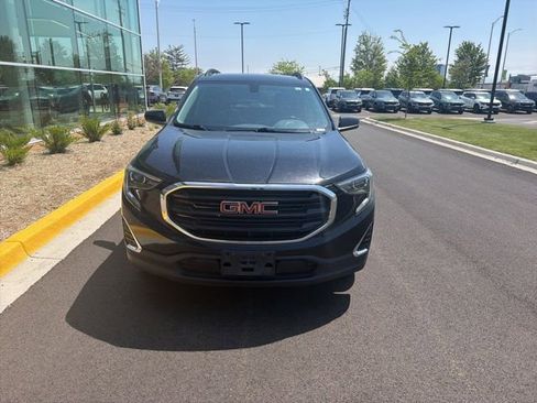 Used 2018 GMC Terrain SLE w/ Driver Convenience Package AWD/4WD image 19