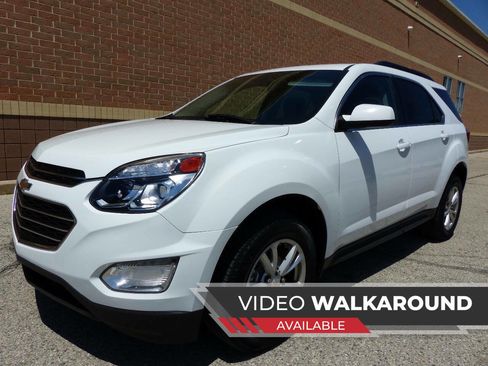 Used 2017 Chevrolet Equinox LT w/ Convenience Package FWD image 1