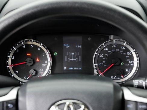 Used 2022 Toyota Highlander L image 14