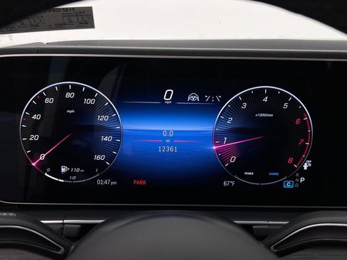 Used 2025 Mercedes-Benz GLS 450 4MATIC image 23