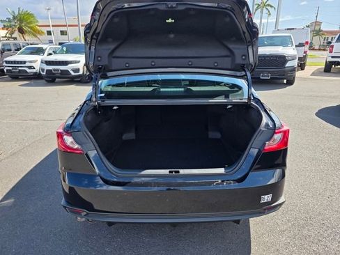 Used 2025 Toyota Camry XSE image 11