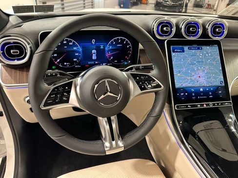 New 2026 Mercedes-Benz GLC 300 4MATIC image 6