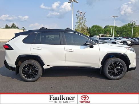 Certified 2024 Toyota RAV4 XSE w/ Weather Package AWD/4WD image 7