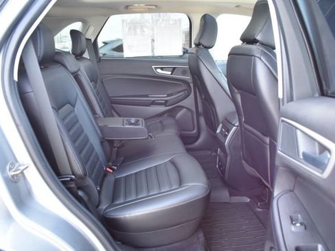 Used 2024 Ford Edge SEL w/ Convenience Package image 44