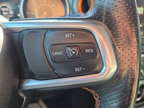 Used 2023 Jeep Gladiator Mojave w/ Cold Weather Group AWD/4WD image 50