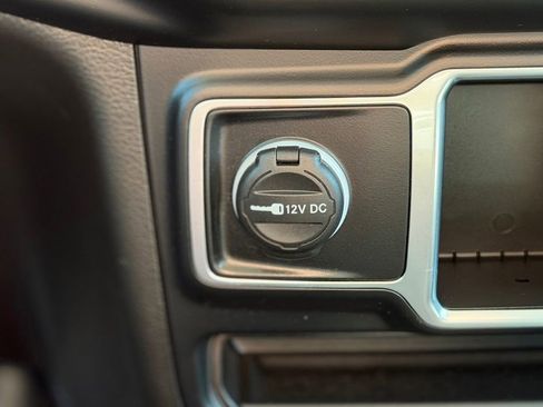 Used 2023 Jeep Wrangler Sport AWD/4WD image 16