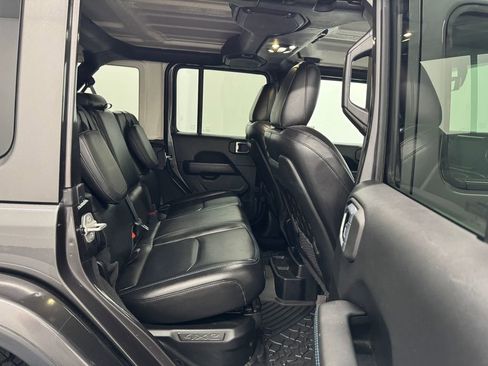 Used 2021 Jeep Wrangler Unlimited Rubicon 4xe image 24