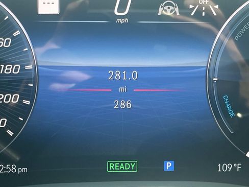 Used 2025 Mercedes-Benz SL 63 AMG S e Performance 4MATIC image 37