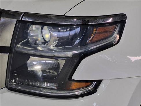 Used 2019 Chevrolet Tahoe LS RWD image 9