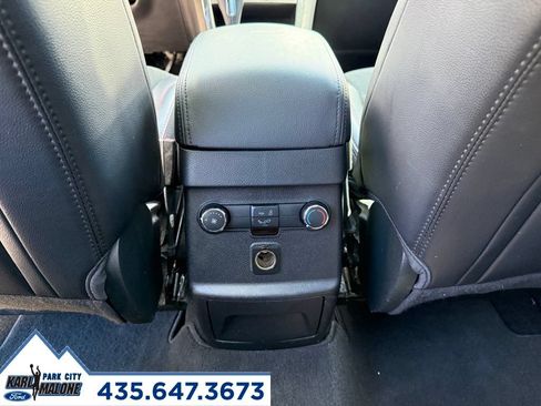 Used 2019 Ford Explorer XLT w/ Equipment Group 202A AWD/4WD image 30