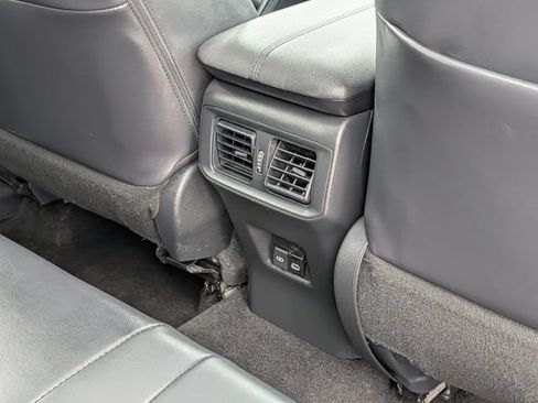 Used 2023 Toyota RAV4 XSE AWD/4WD image 31