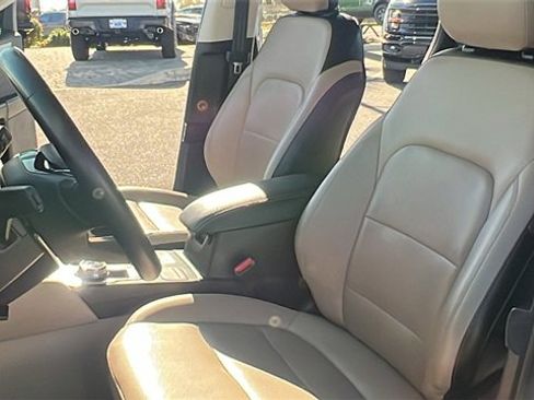 Certified 2022 Ford Escape SEL w/ Technology Package image 18