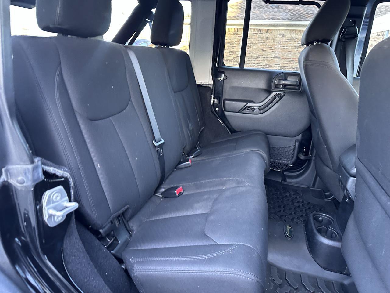 Used 2015 Jeep Wrangler Unlimited Sport w/ Quick Order Package 24S AWD/4WD image 21