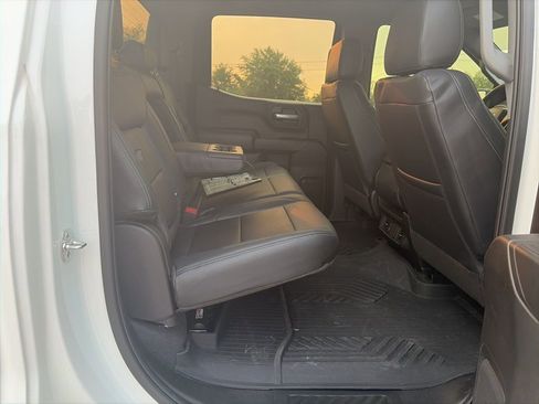 Used 2025 Chevrolet Silverado 1500 Custom Trail Boss w/ Dark Appearance Package image 14