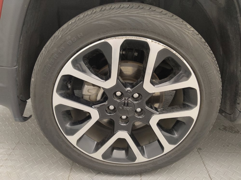 Used 2018 Jeep Compass Limited w/ Navigation Group FWD image 31