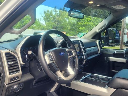Used 2021 Ford F350 Lariat AWD/4WD image 14