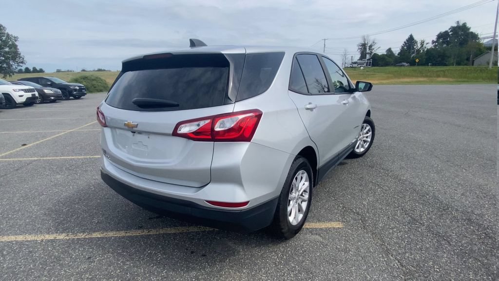 Certified 2020 Chevrolet Equinox LS w/ LS Convenience Package FWD image 8