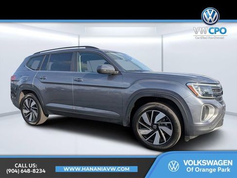 Used 2024 Volkswagen Atlas SE image 1