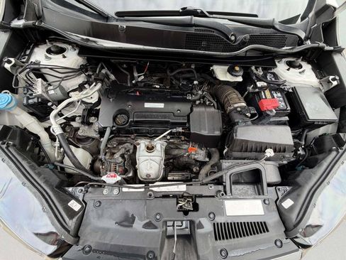 Used 2017 Honda CR-V LX image 12