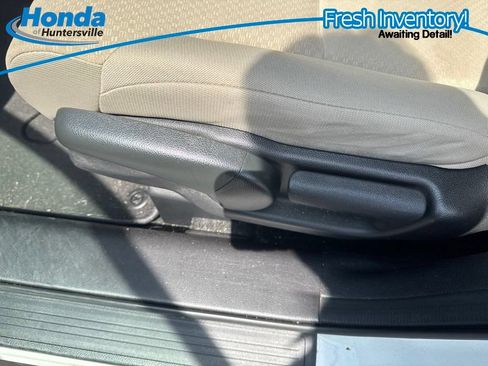 Used 2016 Honda CR-V SE image 19