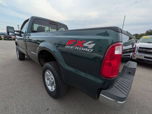 Used 2010 Ford F250 XLT AWD/4WD image 4