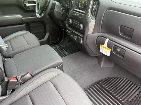 New 2026 Chevrolet Silverado 1500 Custom Trail Boss w/ Dark Appearance Package AWD/4WD image 13