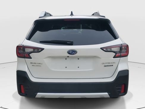 Used 2021 Subaru Outback Touring image 6