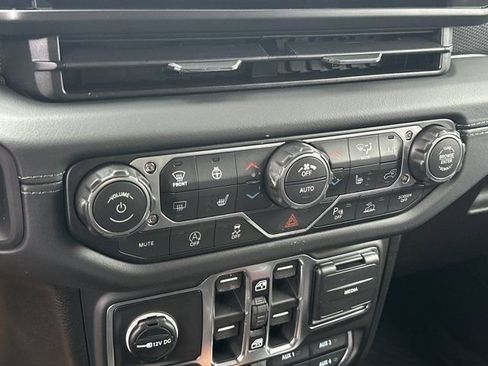 New 2026 Jeep Wrangler Unlimited Rubicon image 31