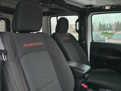 Used 2019 Jeep Wrangler Unlimited Rubicon w/ Steel Bumper Group image 13
