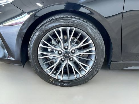Certified 2024 Kia Forte GT-Line FWD image 30