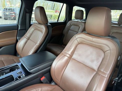 Used 2023 Lincoln Aviator Reserve w/ Equipment Group 201A RWD image 14