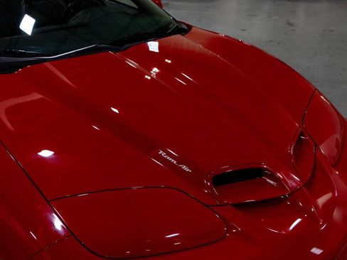 Used 2001 Pontiac Firebird Trans Am RWD image 18