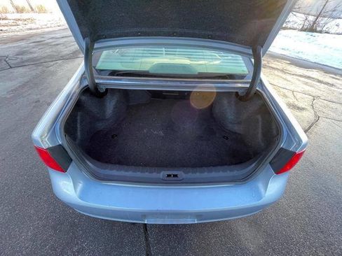 Used 2006 Buick Lucerne CX image 23