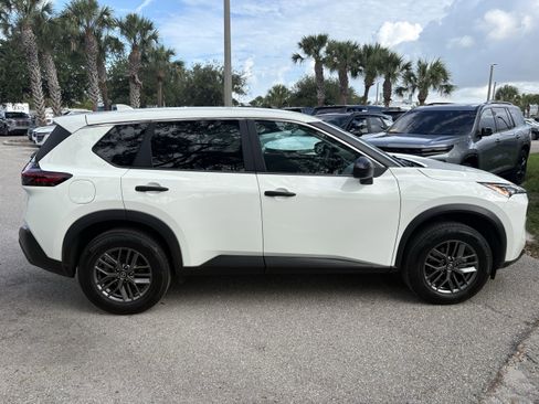 Used 2021 Nissan Rogue S AWD/4WD image 8