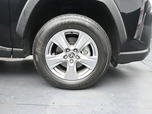 Used 2024 Toyota RAV4 XLE FWD image 11
