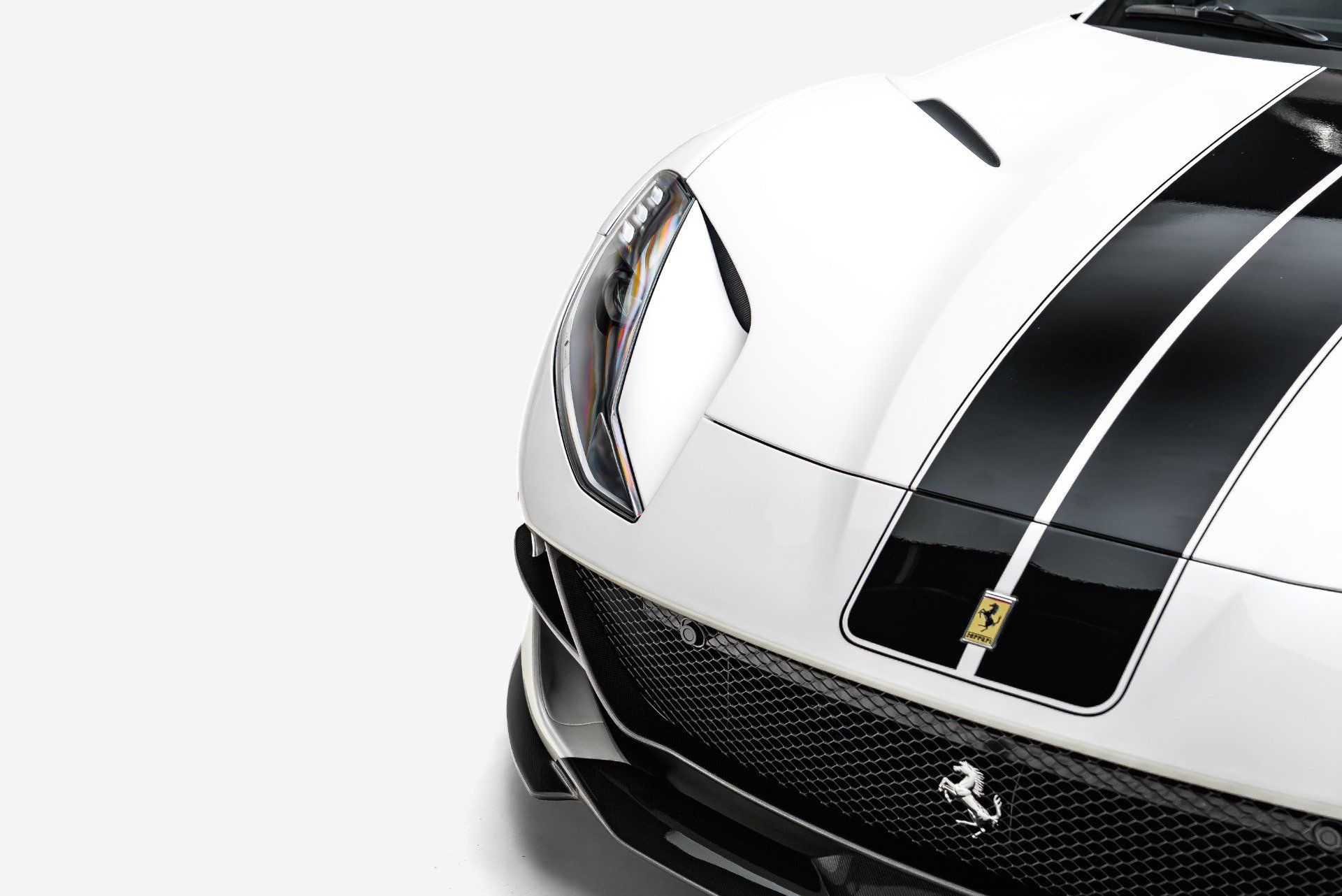 Used 2022 Ferrari 812 GTS RWD image 21