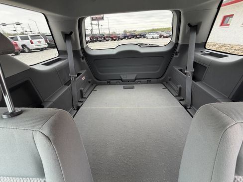 Used 2005 Ford Freestyle SE FWD image 17