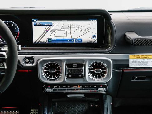 New 2025 Mercedes-Benz G 63 AMG 4MATIC image 11