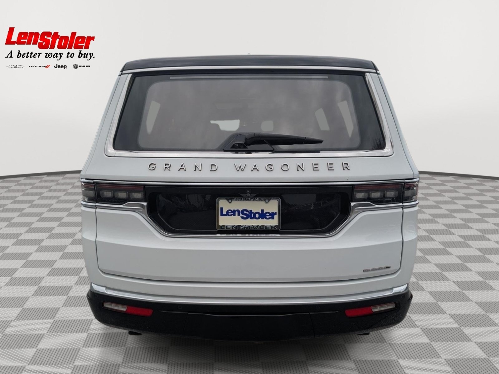 Used 2024 Jeep Grand Wagoneer Series III w/ Rear Seat Video Group 1 AWD/4WD image 4