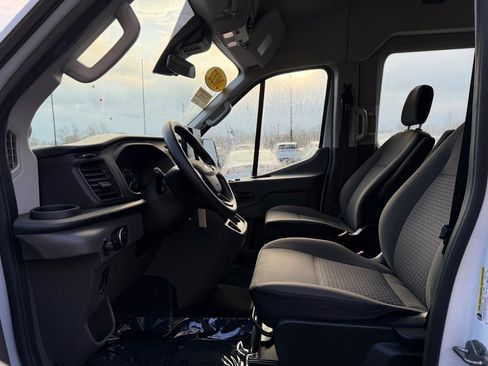 Used 2022 Ford Transit 350 XLT image 15