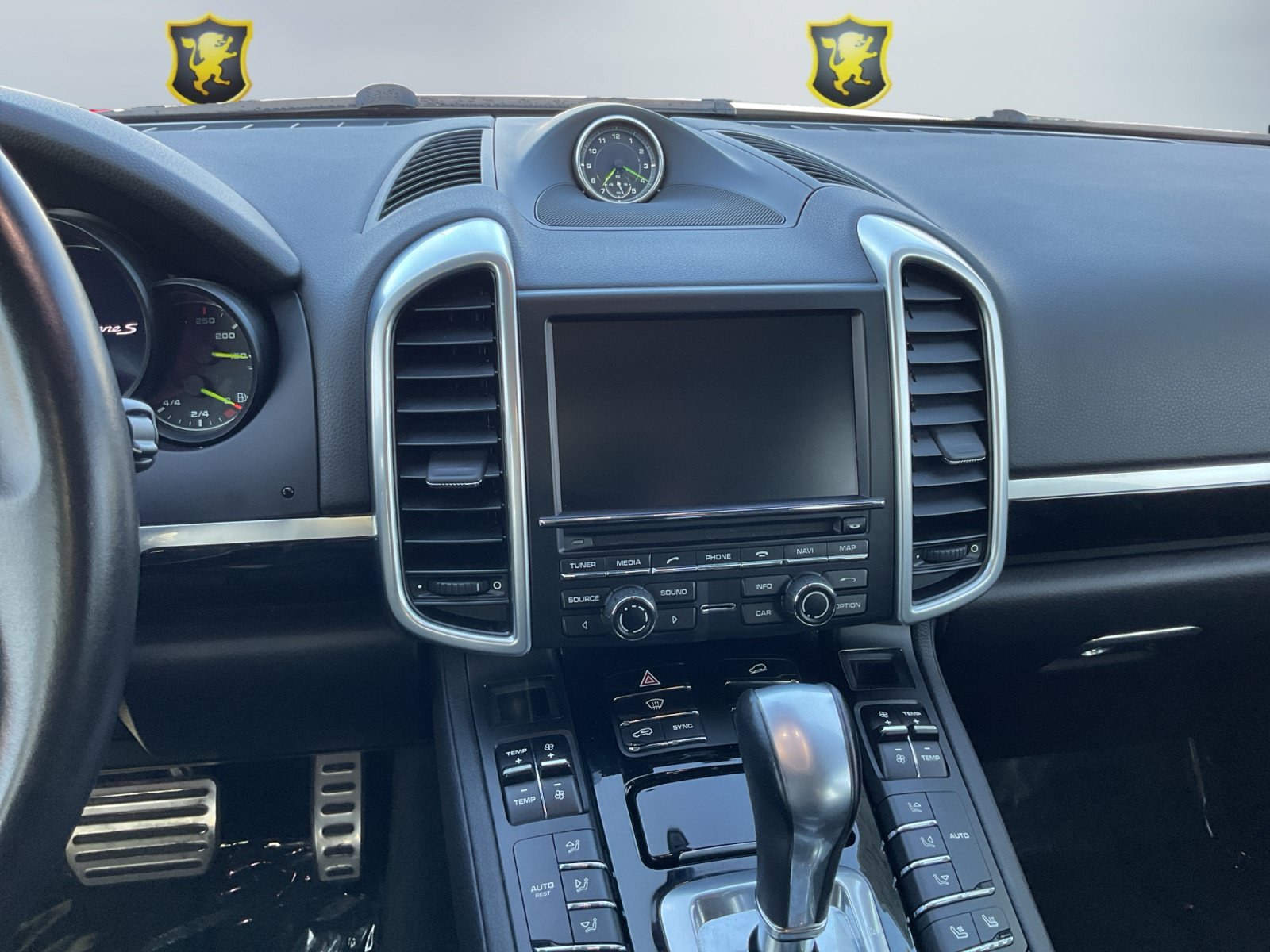 Used 2016 Porsche Cayenne S AWD/4WD image 13