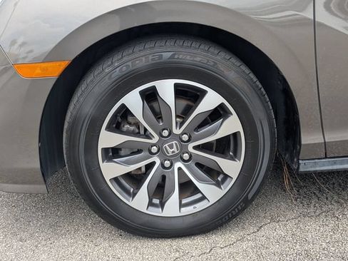 Used 2021 Honda Odyssey EX-L image 11